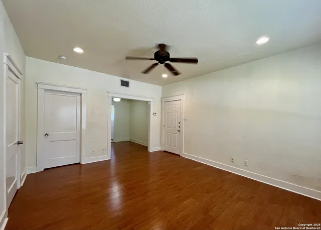 $575 | 1535 West Woodlawn Avenue, Unit 1, San Antonio, TX 78201