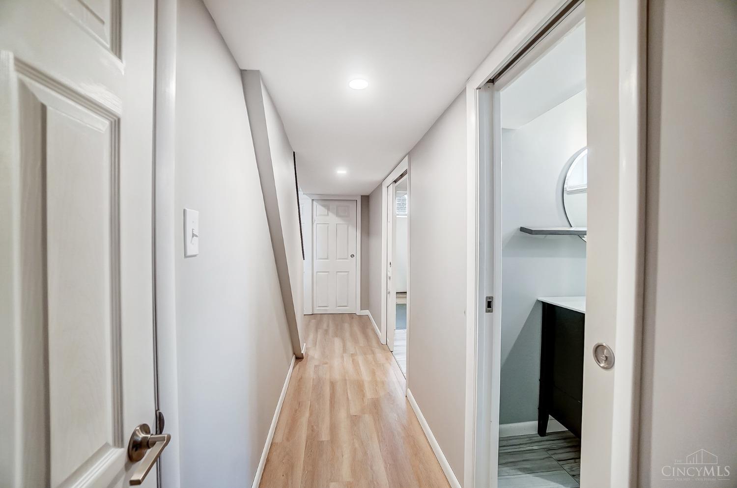 5411 Werk Road Cincinnati, OH 45248 - Photo 31 of 46 Gallery Image 31