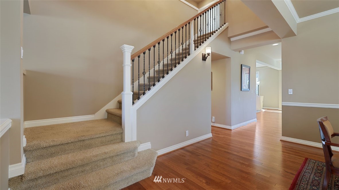 4807 Southeast 2nd Street Renton, WA 98059 - Photo 9 of 37