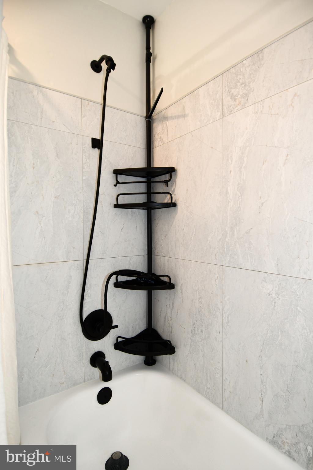 10188 Speedwell Court Manassas, VA 20110 - Photo 38 of 51 a close view of shower