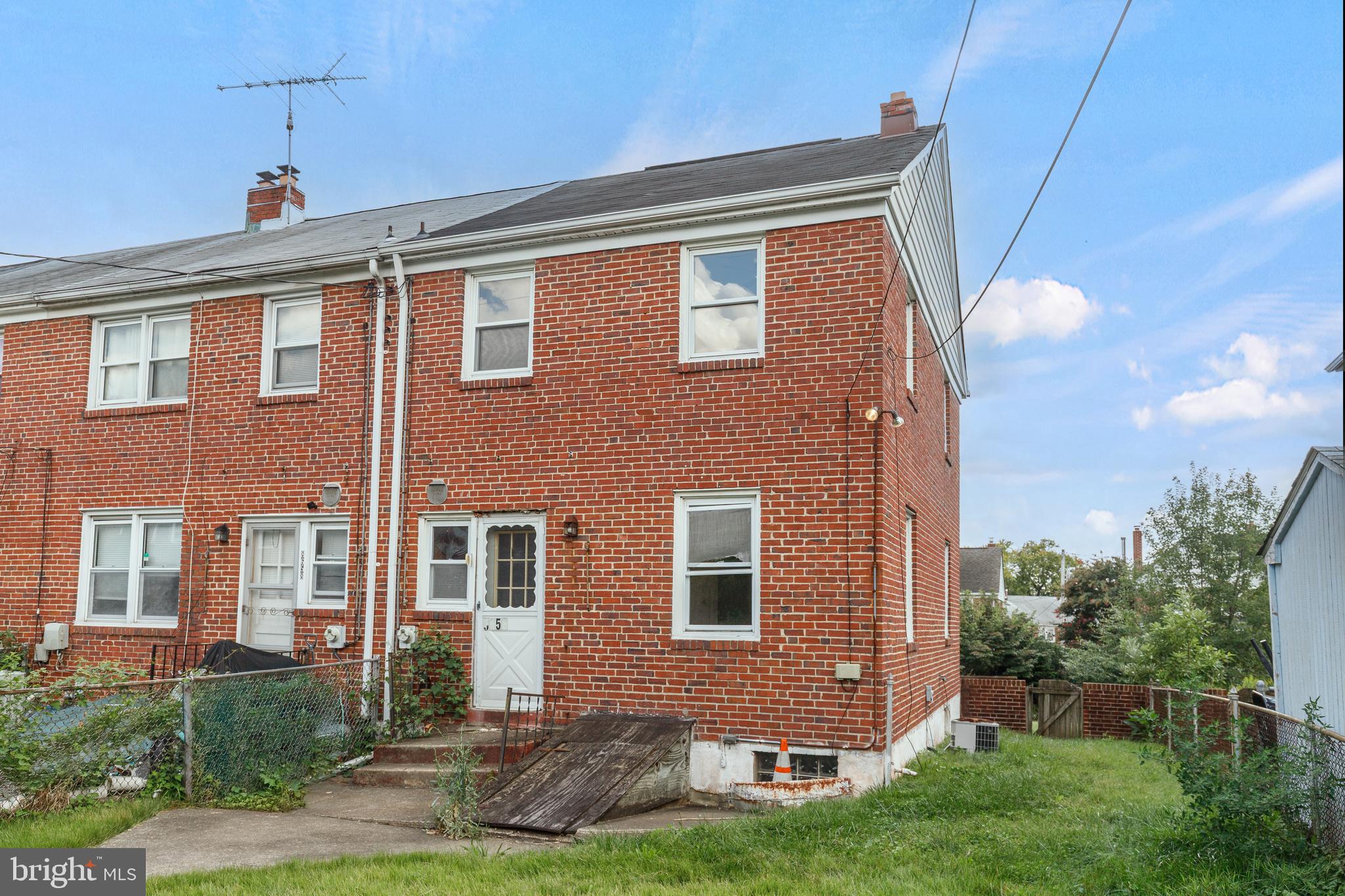8656 Rock Oak Road Baltimore, MD 21234 - Photo 22 of 22 a front view of a house