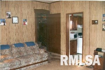 6543 Cardinal Road Bettendorf, IA 52722 - Photo 5 of 23 Gallery Image 5