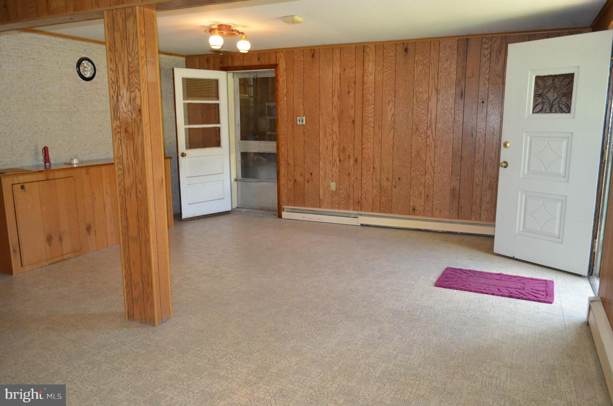 5885 Solomons Island Road Tracys Landing, MD 20779 - Photo 15 of 30 Family Room
