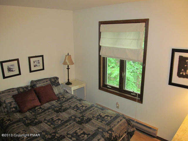 1029 Hampstead (aka 685 Hampstead) Road Bushkill, PA 18324 - Photo 7 of 17 Bedroom2