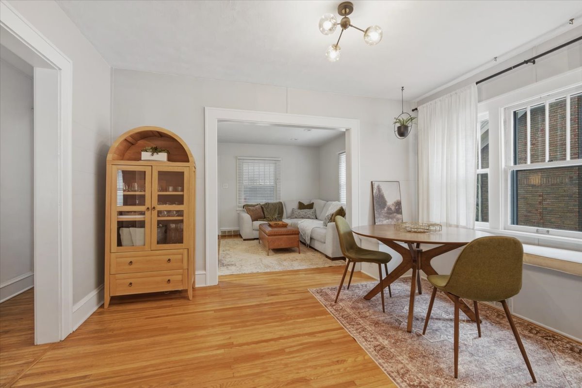 611 Vale Street Bloomington, IL 61701 - Photo 17 of 36 a living room with furniture and a window