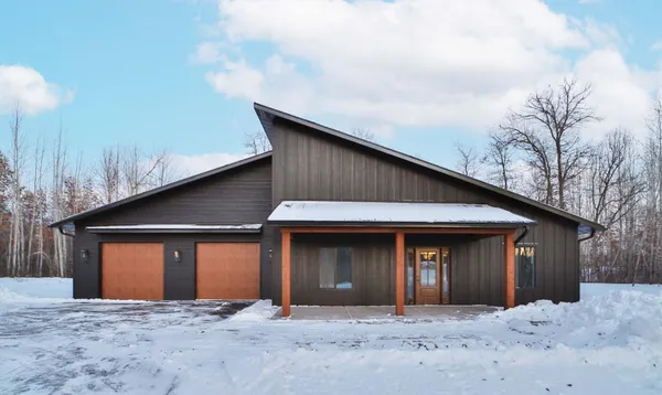 $819,900 | 16550 Sanctuary Lane, Brainerd, MN 56401