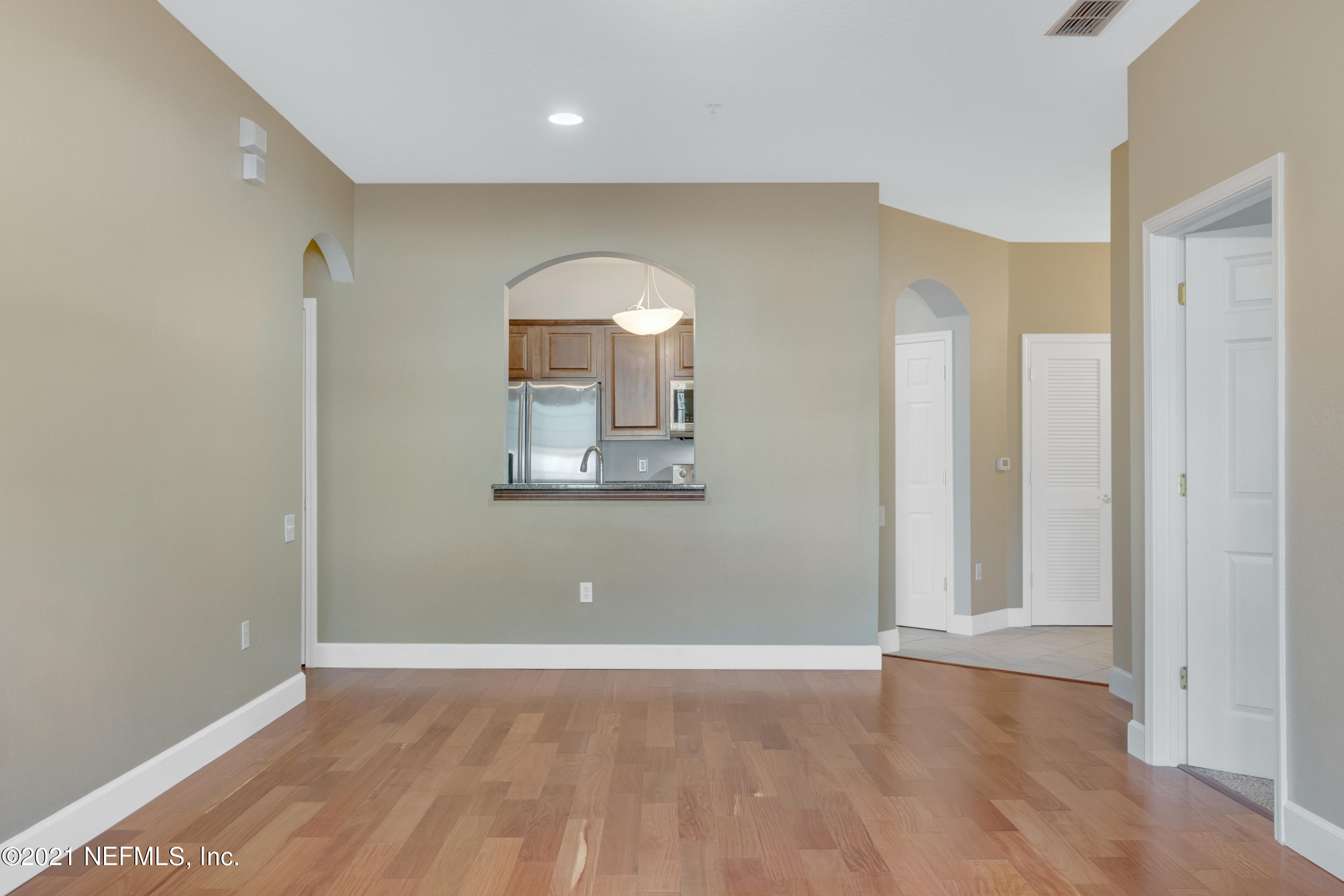 10550 Baymeadows Road, Unit 205 Jacksonville, FL 32256 - Photo 11 of 41 DSC_5394__