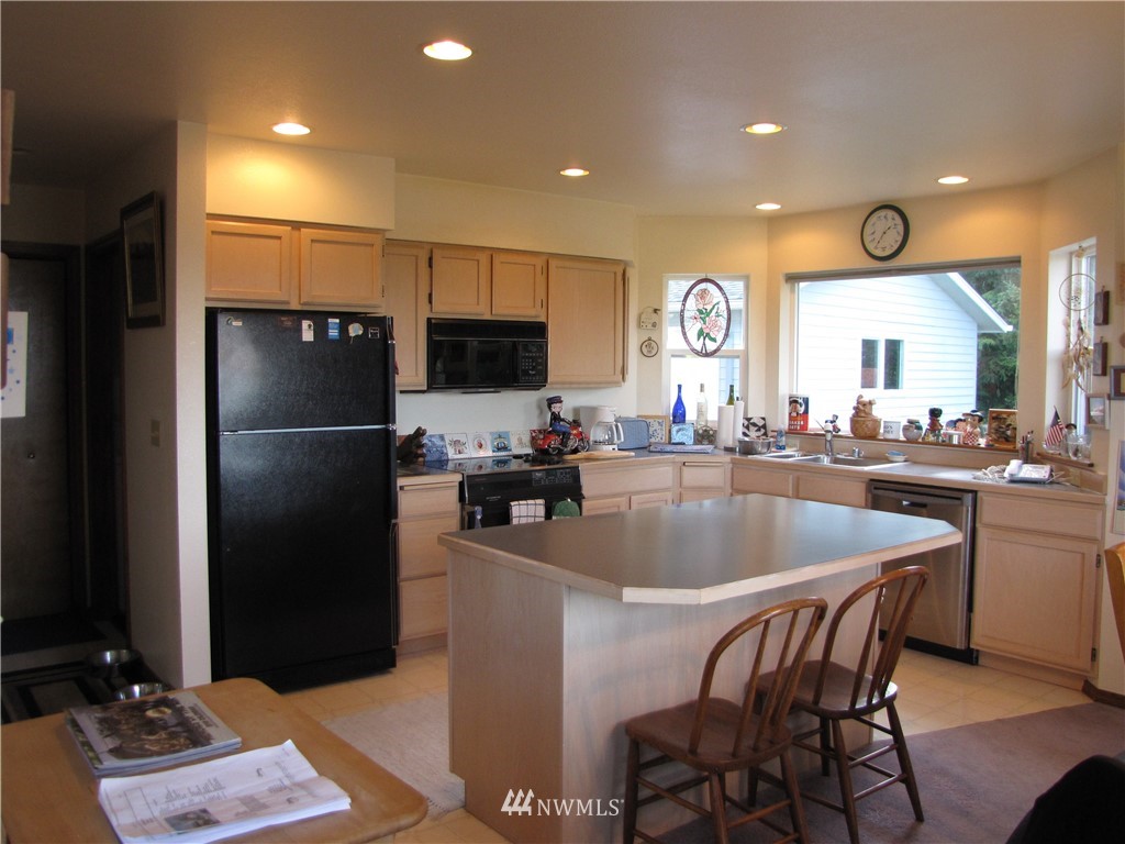 1664 Freshwater Bay Road Port Angeles, WA 98363 - Photo 9 of 24 Gallery Image 9