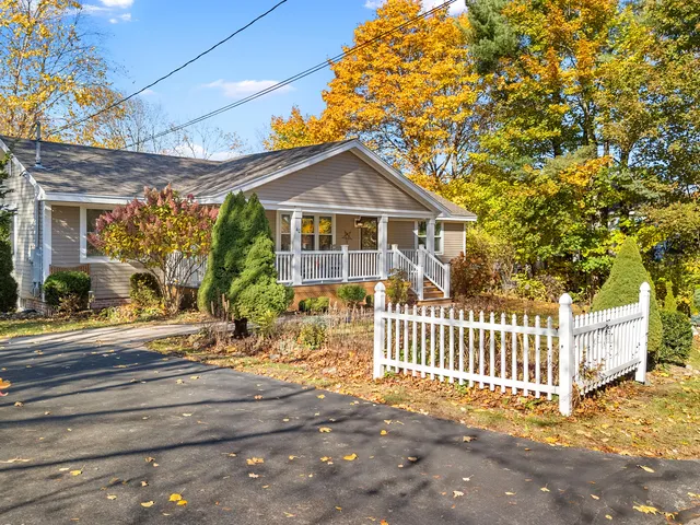 $495,000 | 40 Highland Street, Rockland, ME 04841