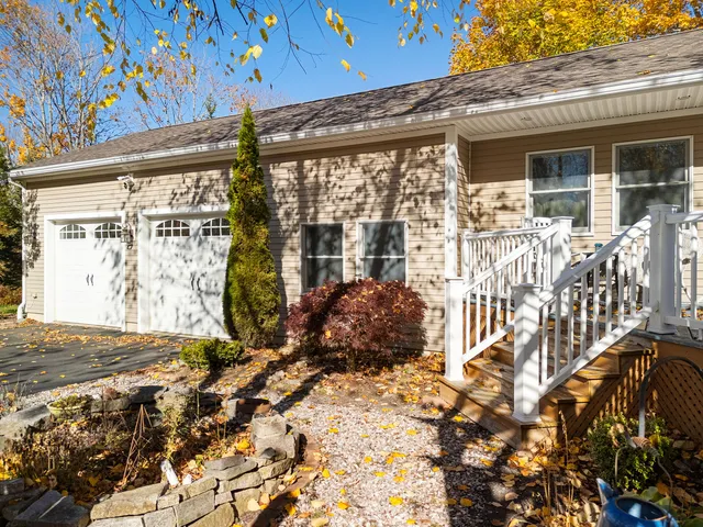 $495,000 | 40 Highland Street, Rockland, ME 04841