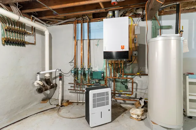 $495,000 | 40 Highland Street, Rockland, ME 04841