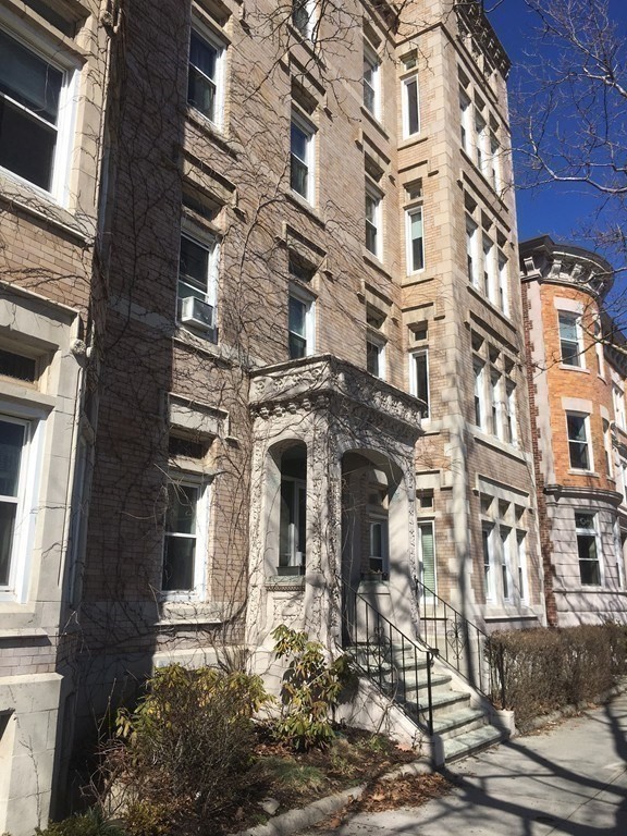 1834 Beacon Street, Unit 3 Brookline, MA 02445 - Photo 7 of 7 front view of a building