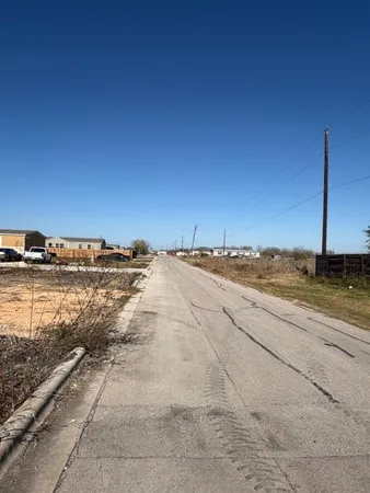 $130,000 | 420 Arrowhead Cove, Kyle, TX 78640