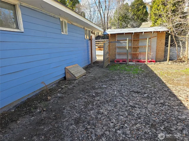 $175,000 | 1009 17th Avenue, Oroville, WA 98844