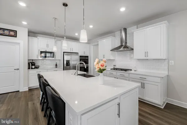 $1,050,000 | 15503 Twin River Circle, Bowie, MD 20716