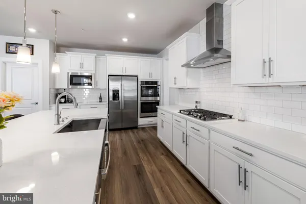 $1,050,000 | 15503 Twin River Circle, Bowie, MD 20716