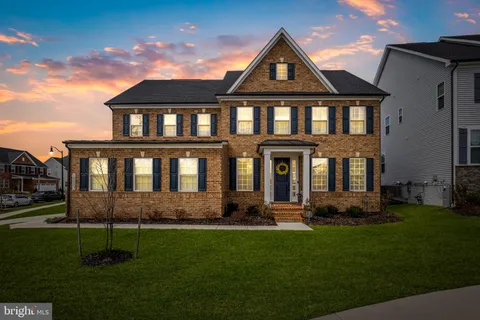 $999,999 | 15503 Twin River Circle, Bowie, MD 20716