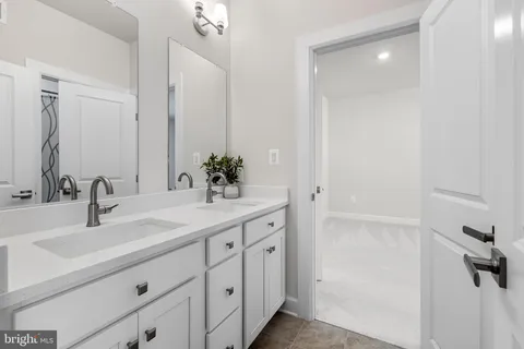 $999,999 | 15503 Twin River Circle, Bowie, MD 20716