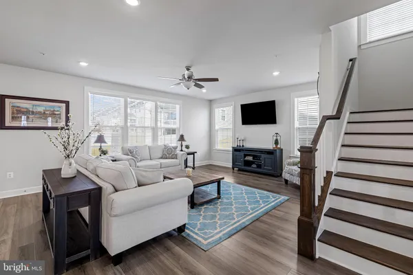 $1,050,000 | 15503 Twin River Circle, Bowie, MD 20716