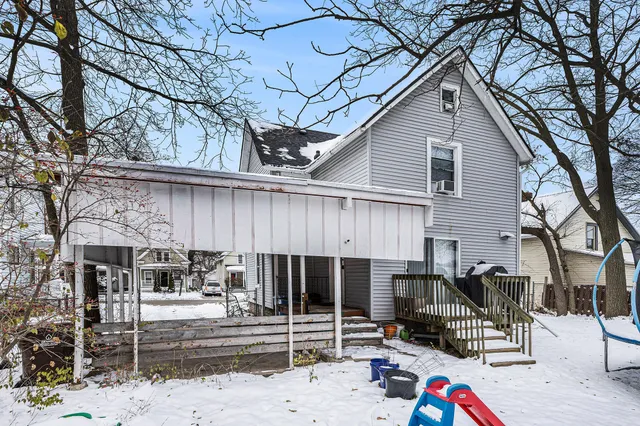 $195,000 | 205 Moores River Drive, Lansing, MI 48910