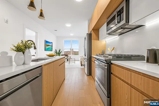 $579,000 | 649 38th Street, Unit PH5, Union City, NJ 07087