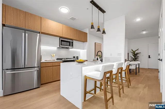 $579,000 | 649 38th Street, Unit PH5, Union City, NJ 07087