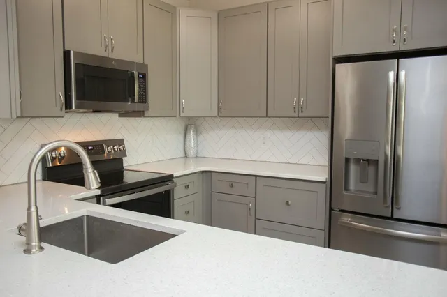 $3,000 | 130 River Landing Drive, Unit 8209, Charleston, SC 29492