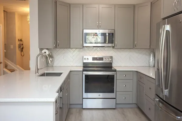 $3,000 | 130 River Landing Drive, Unit 8209, Charleston, SC 29492