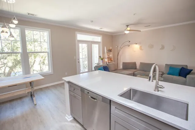 $3,000 | 130 River Landing Drive, Unit 8209, Charleston, SC 29492