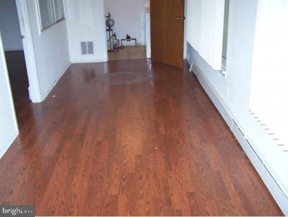 4 B Walnut Road Manahawkin, NJ 08050 - Photo 2 of 17