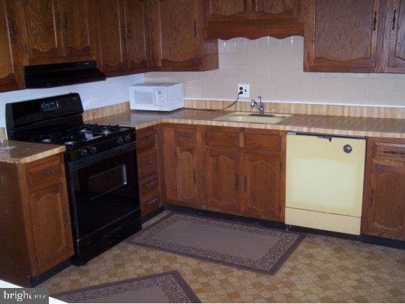 4 B Walnut Road Manahawkin, NJ 08050 - Photo 4 of 17