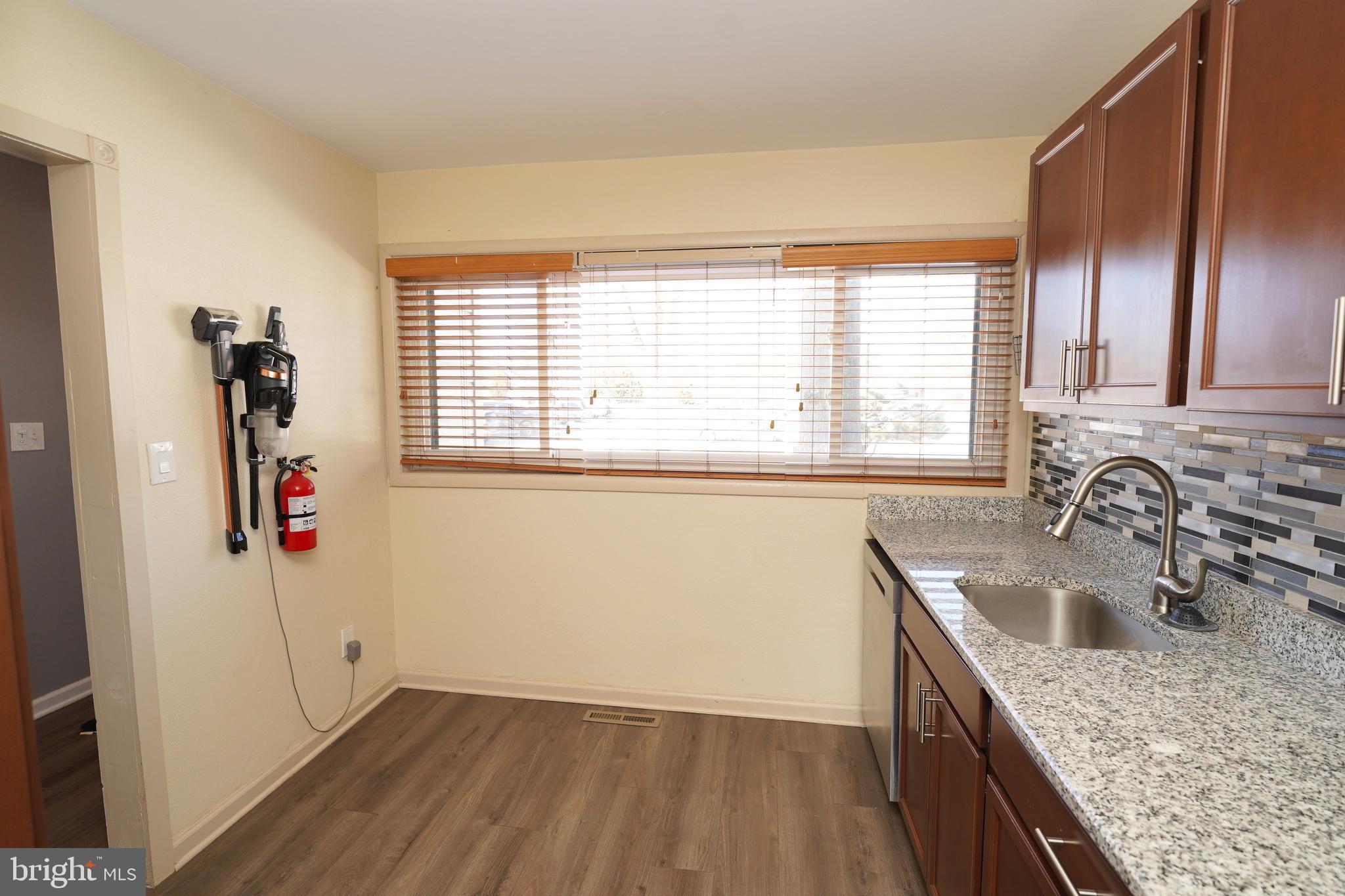 467 Fairfield Road East Windsor, NJ 08520 - Photo 7 of 47 Gallery Image 7