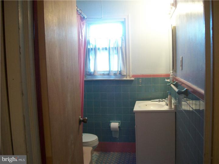 1136 Vernon Road Philadelphia, PA 19150 - Photo 16 of 25 Gallery Image 16