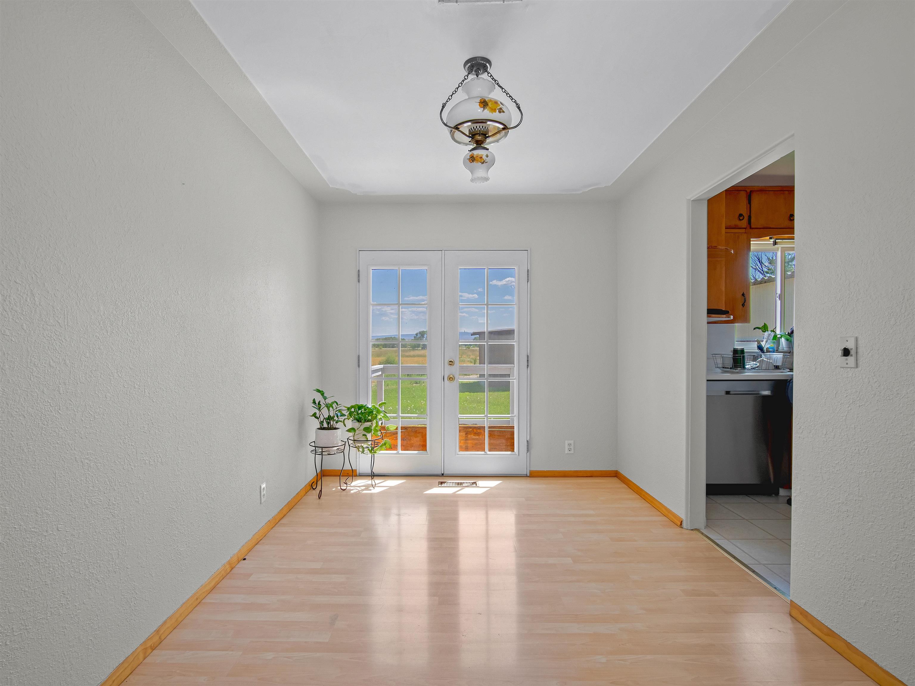 3065 East 1/2 Road Grand Junction, CO 81504 - Photo 4 of 16 Gallery Image 4