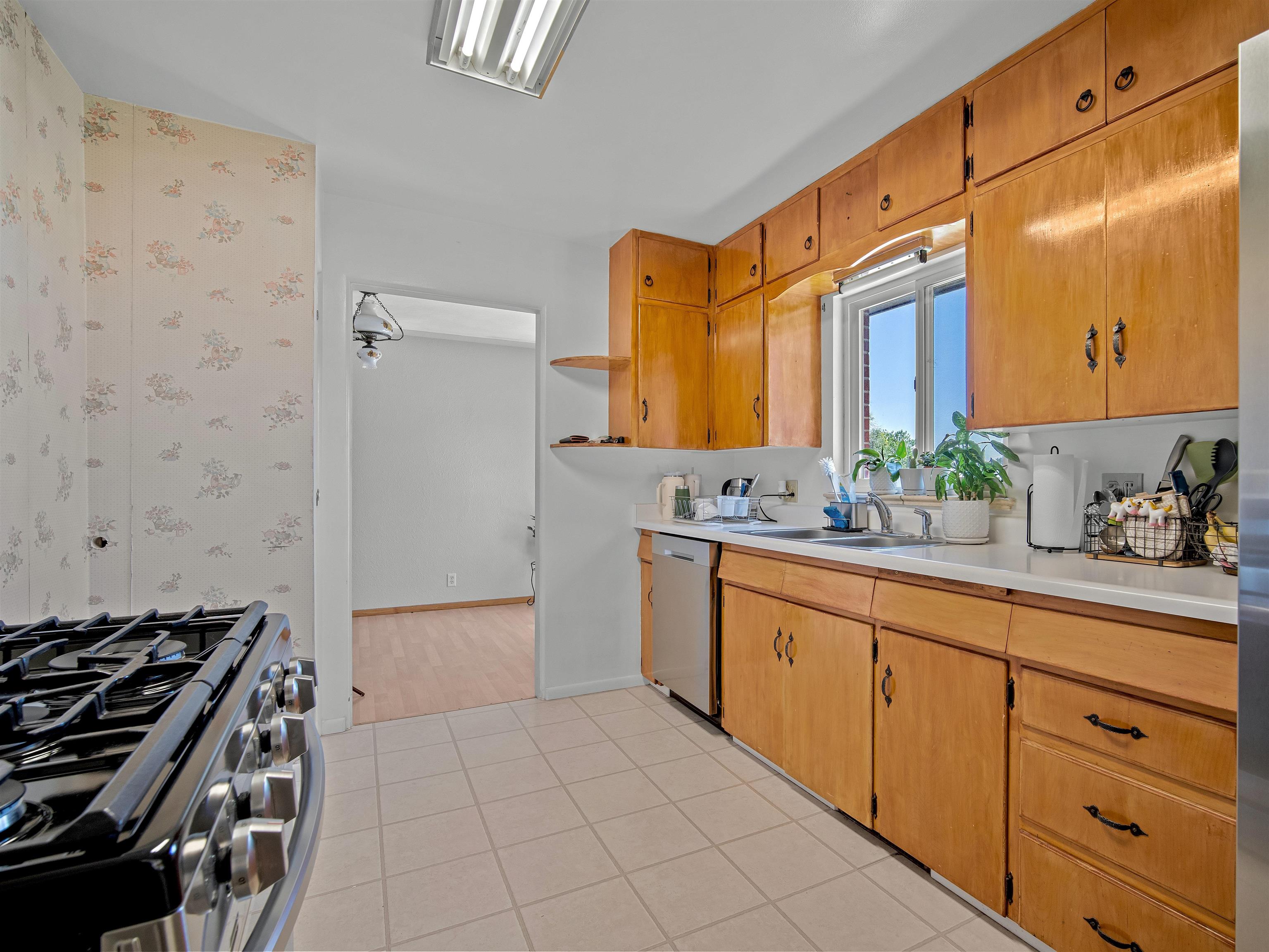 3065 East 1/2 Road Grand Junction, CO 81504 - Photo 5 of 16 Gallery Image 5