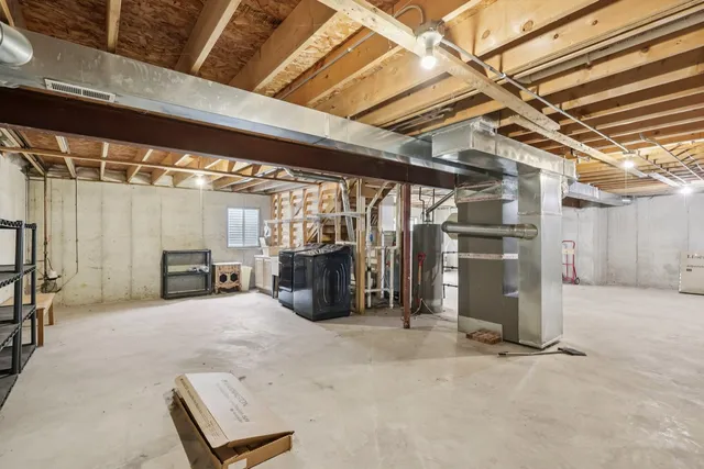 a view of a garage with wooden roof