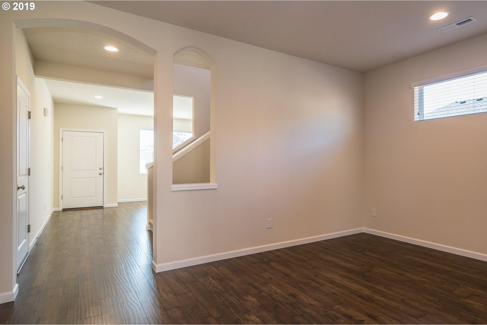968 North 35th Avenue Ridgefield, WA 98642 - Photo 3 of 30 Gallery Image 3