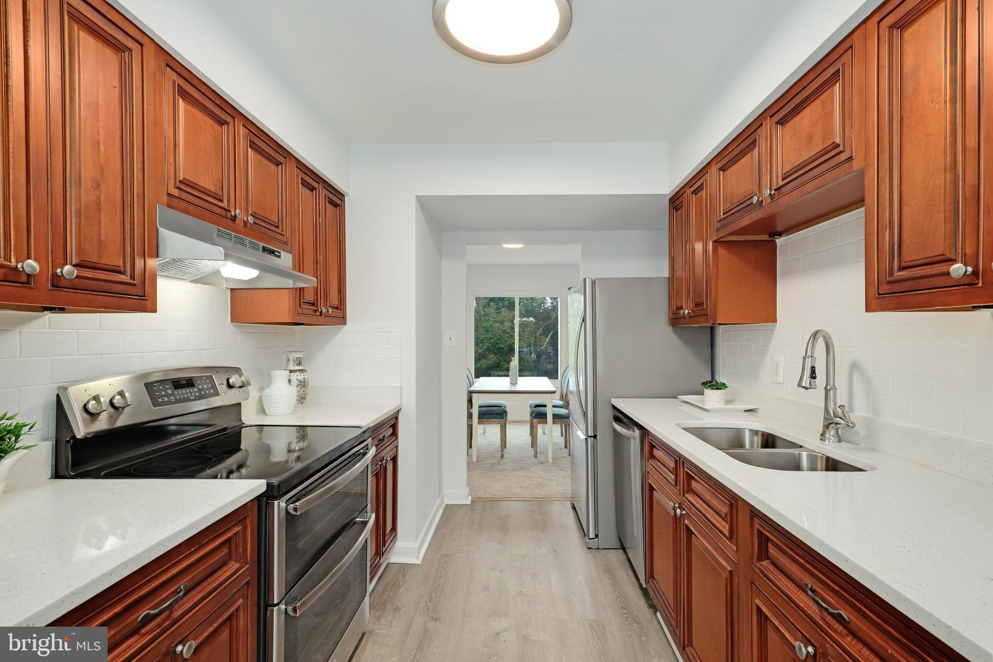 9047 Centerway Road Gaithersburg, MD 20879 - Photo 5 of 31