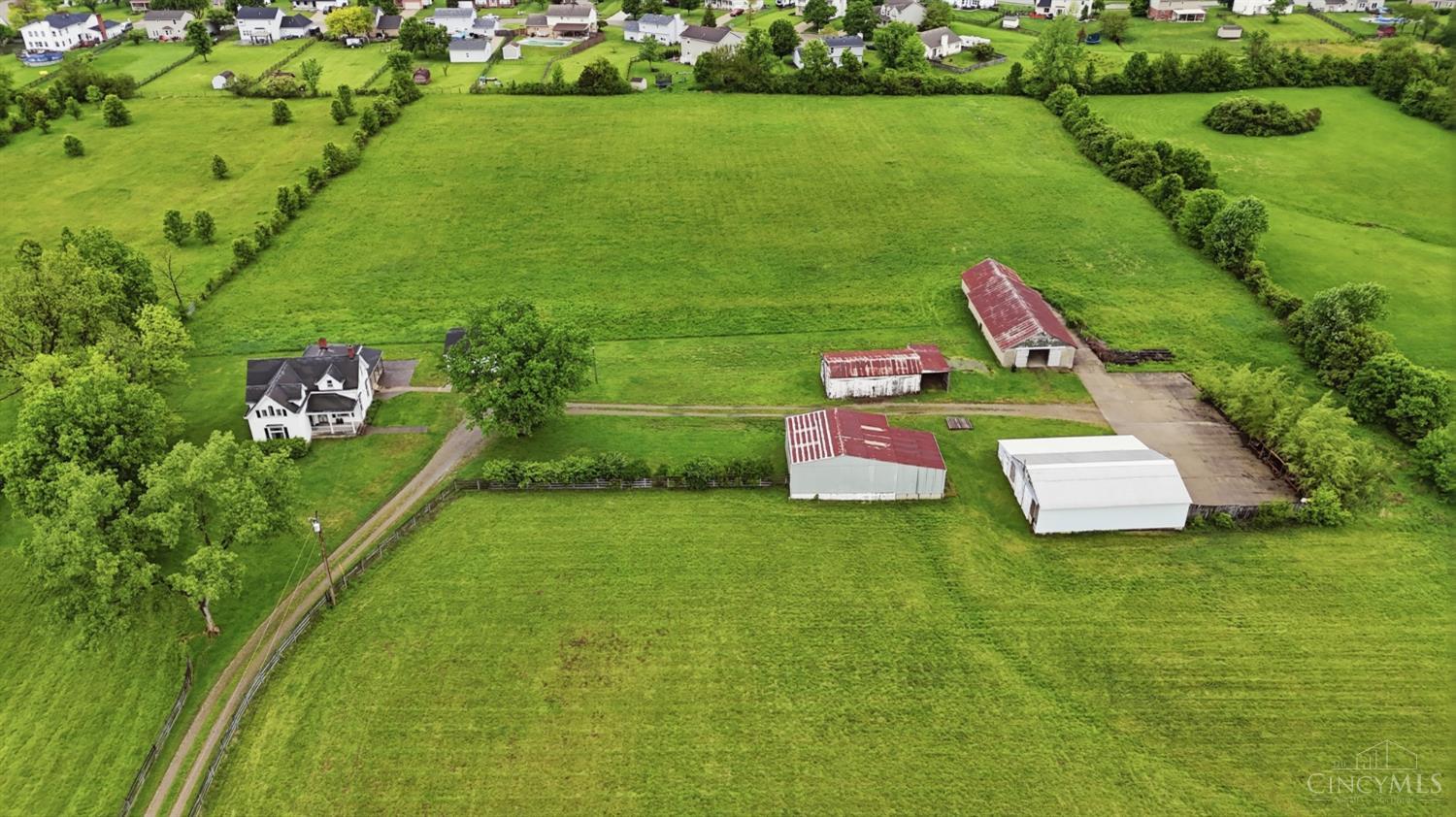 4060 Princeton Road Hamilton, OH 45011 - Photo 3 of 62
