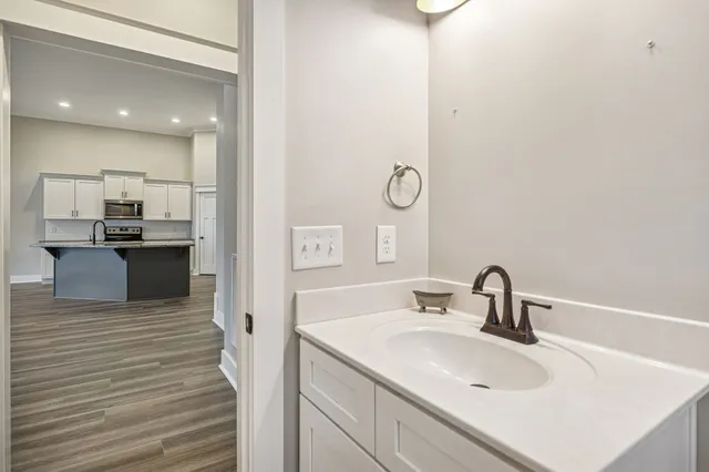 $574,900 | 605 Eagle View Drive, Eagleville, TN 37060