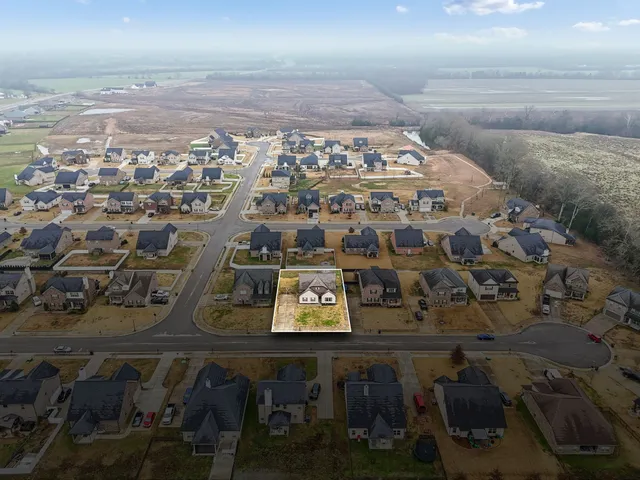 $574,900 | 605 Eagle View Drive, Eagleville, TN 37060