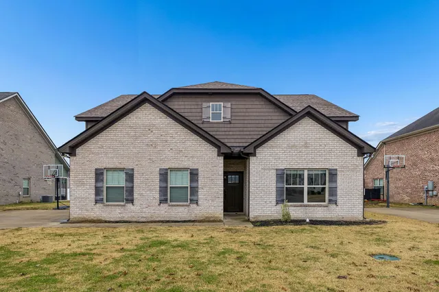 $574,900 | 605 Eagle View Drive, Eagleville, TN 37060