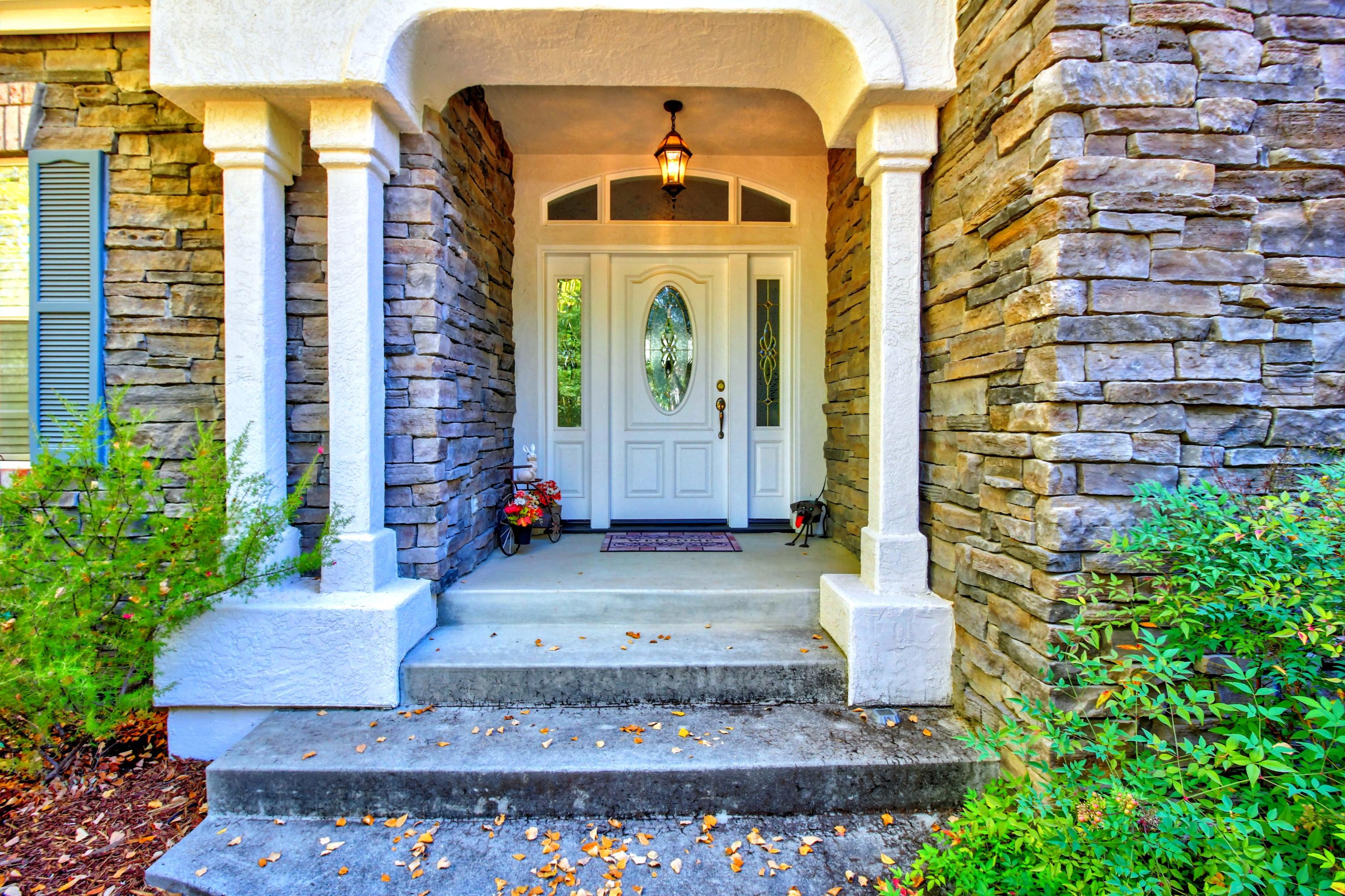 13487 Tierra Heights Road Redding, CA 96003 - Photo 3 of 38 Welcome!