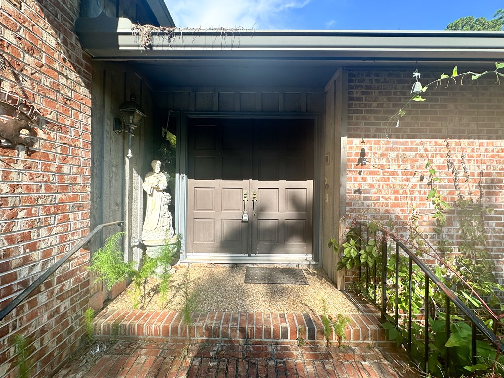 1900 Deerpath Road Dothan, AL 36303 - Photo 3 of 21
