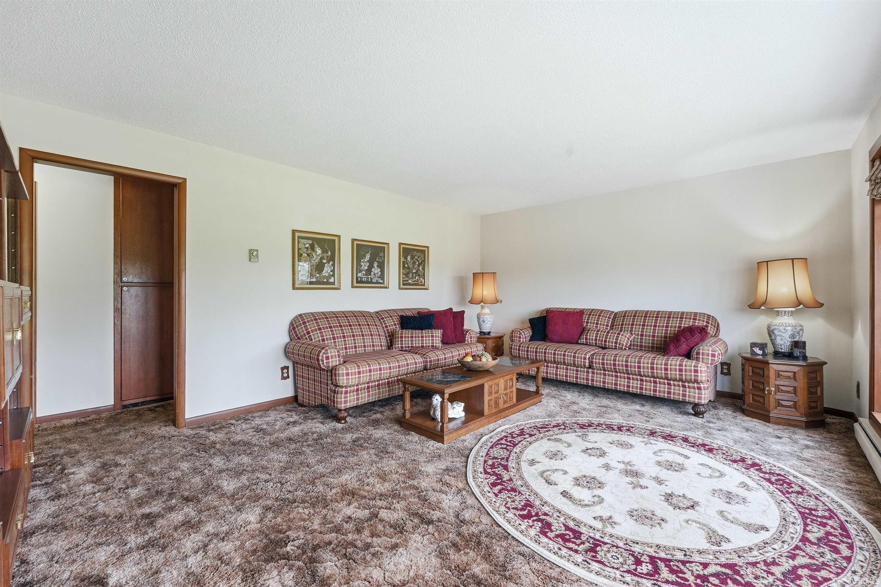 3105 East Hartman Road Columbia City, IN 46725 - Photo 12 of 36