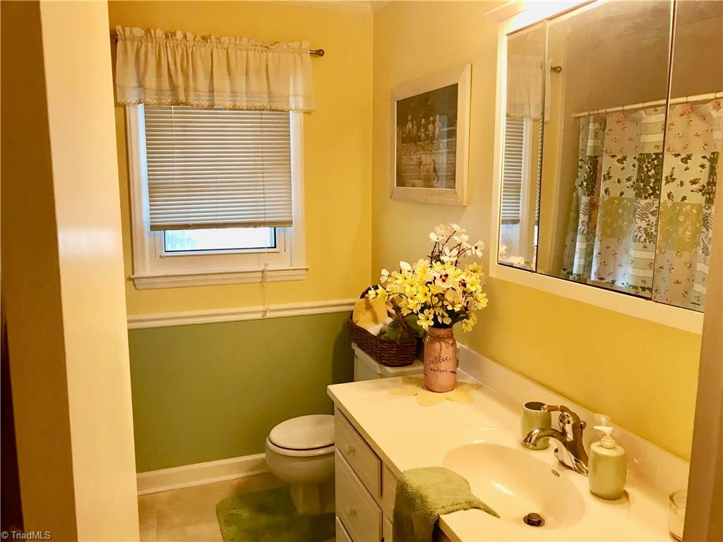 2707 Regal Road Reidsville, NC 27320 - Photo 13 of 23 Gallery Image 13