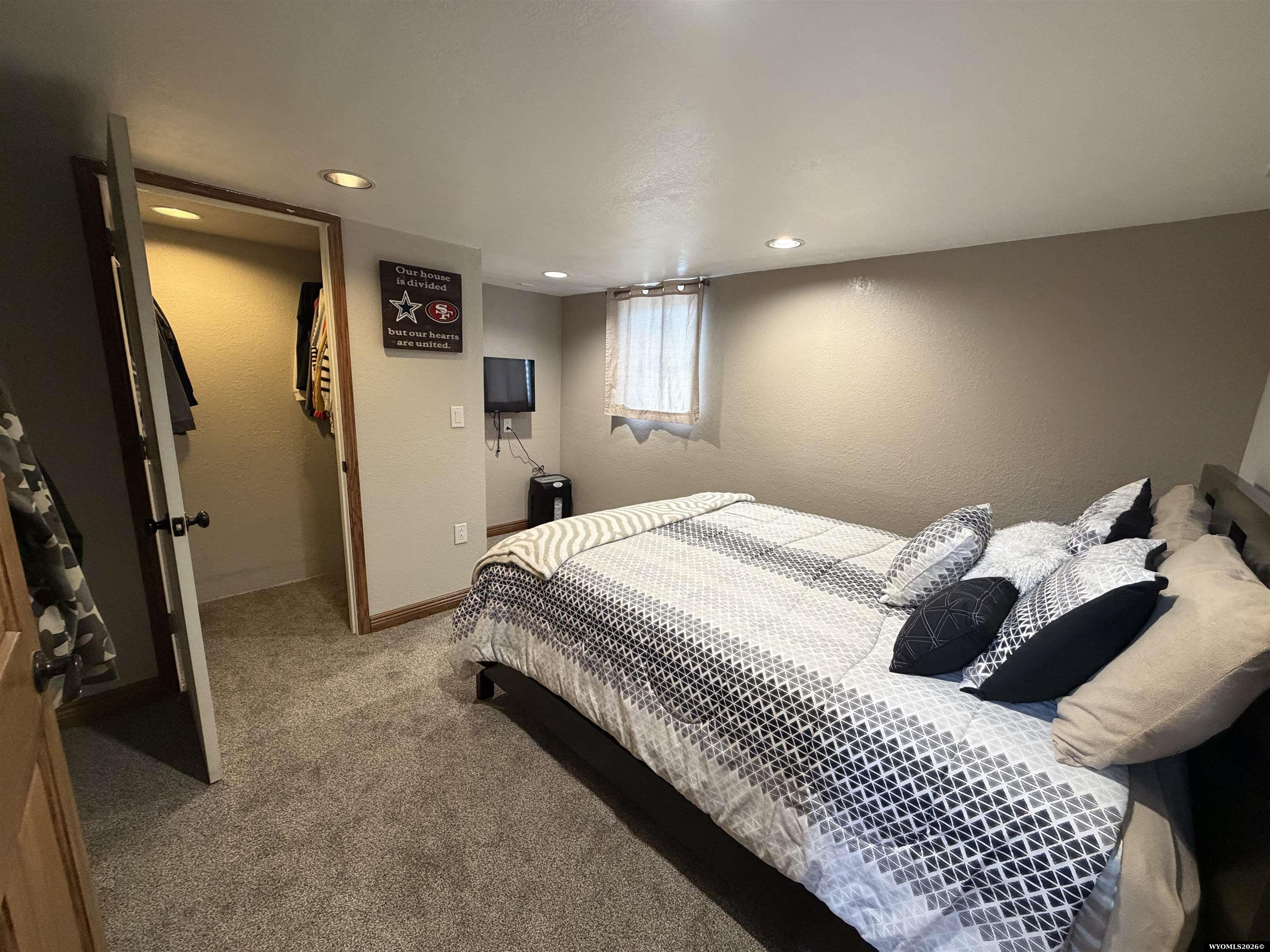 915 8th Street Rawlins, WY 82301 - Photo 24 of 38