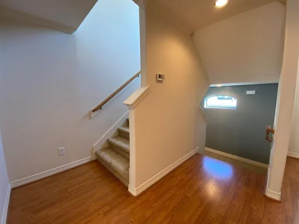 $2,000 | 3710 Sherwood Lane, Unit 108, Houston, TX 77092