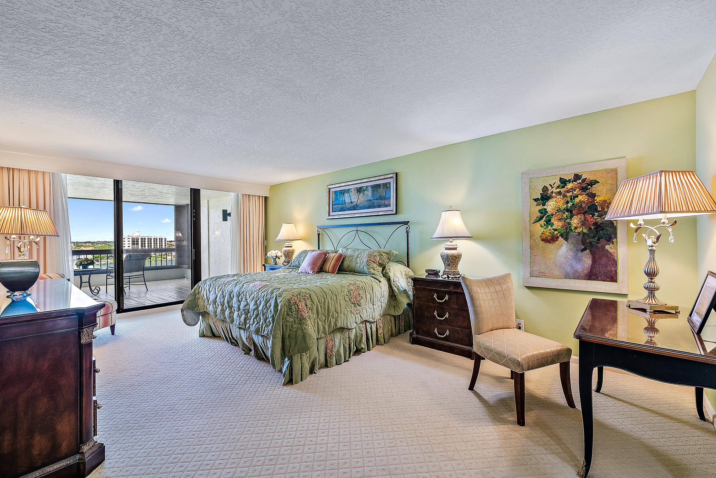 19750 South Beach Road, Unit 605 Jupiter, FL 33469 - Photo 18 of 45 Master Bedroom