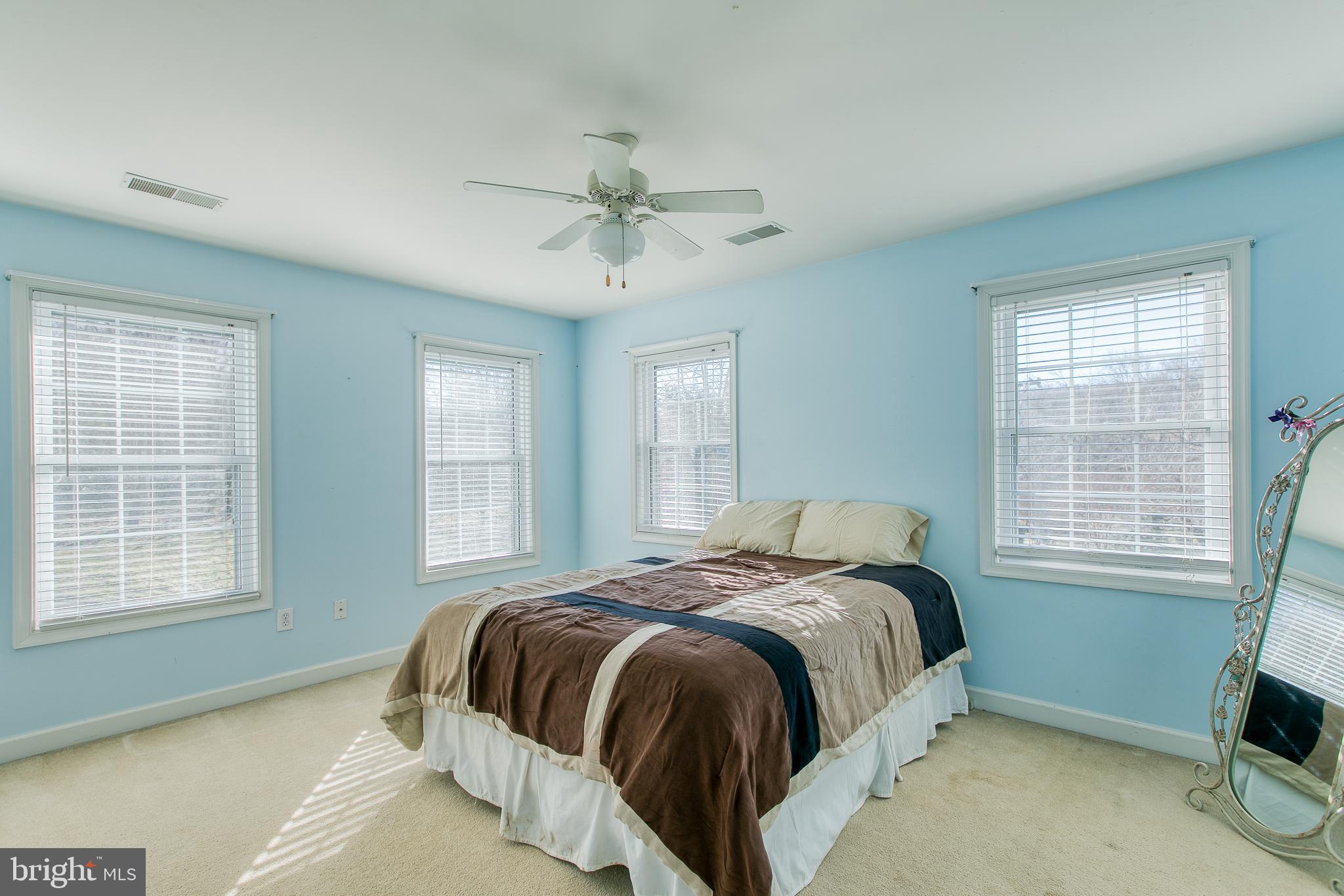 11488 Farm House Road Markham, VA 22643 - Photo 32 of 46 Gallery Image 32